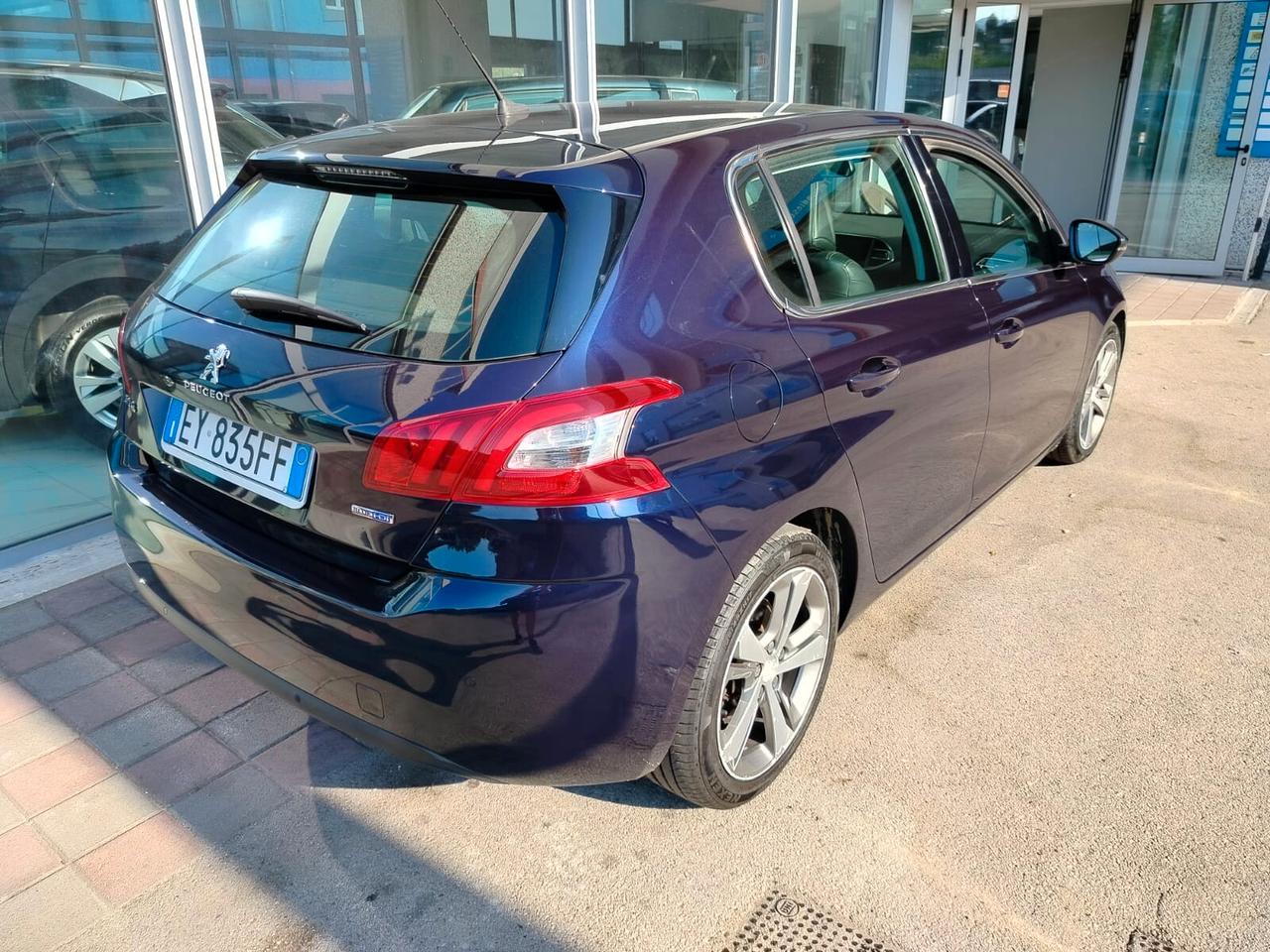 Peugeot 308 BlueHDi 150 S&S EAT6 Allure