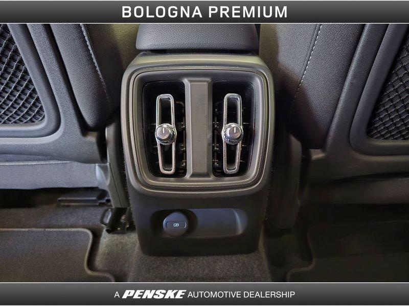 Volvo XC40 XC40 B3 automatico Core