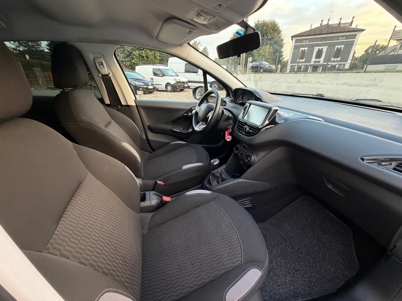 Peugeot 208 PureTech 82 5 porte Active