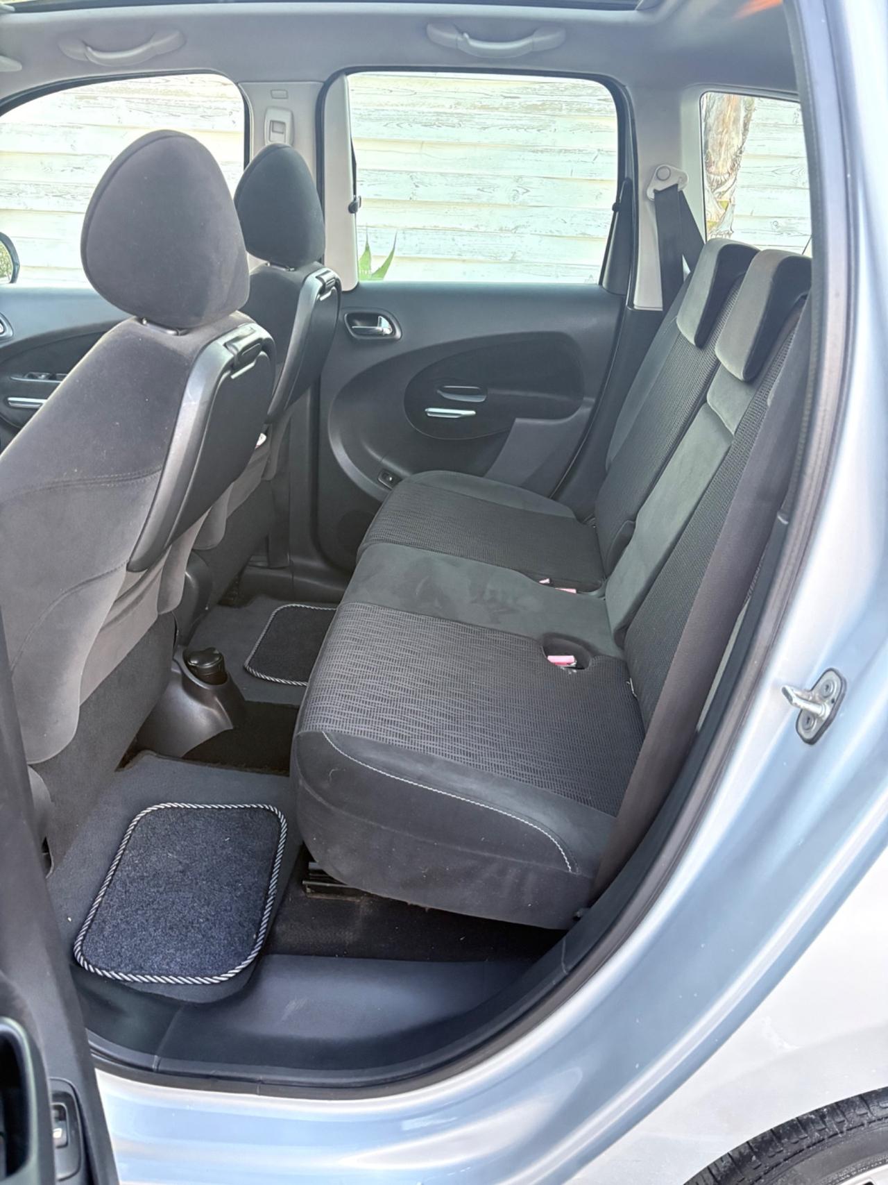 Citroen C3 Picasso 1.6 HDi tagliando eseguito