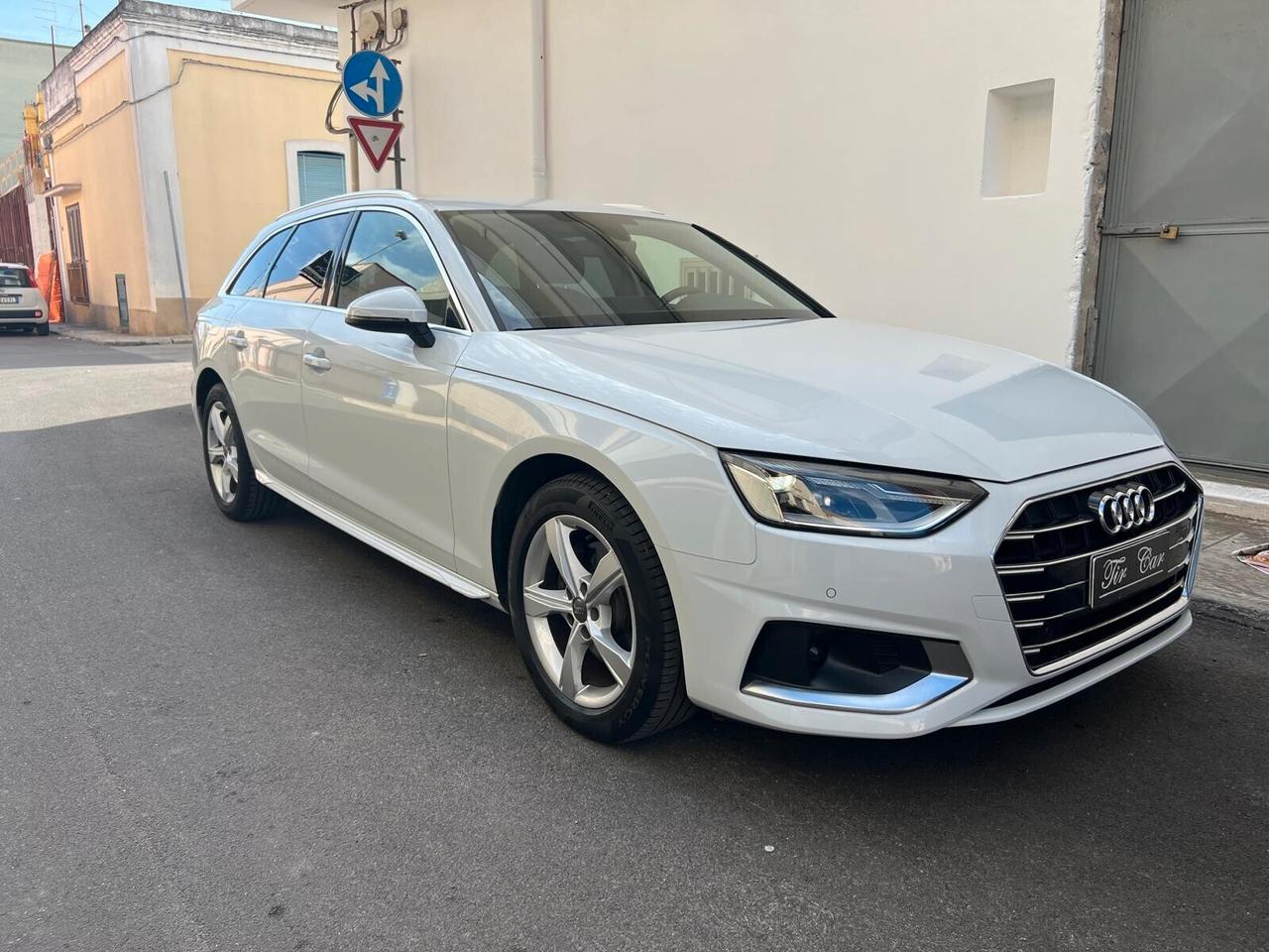 AUDI A4 AVANT 35 BUSINESS ADVANCED 2.0 TFSI S-TRONIC NAVI LED CRUISE ANNO 2020