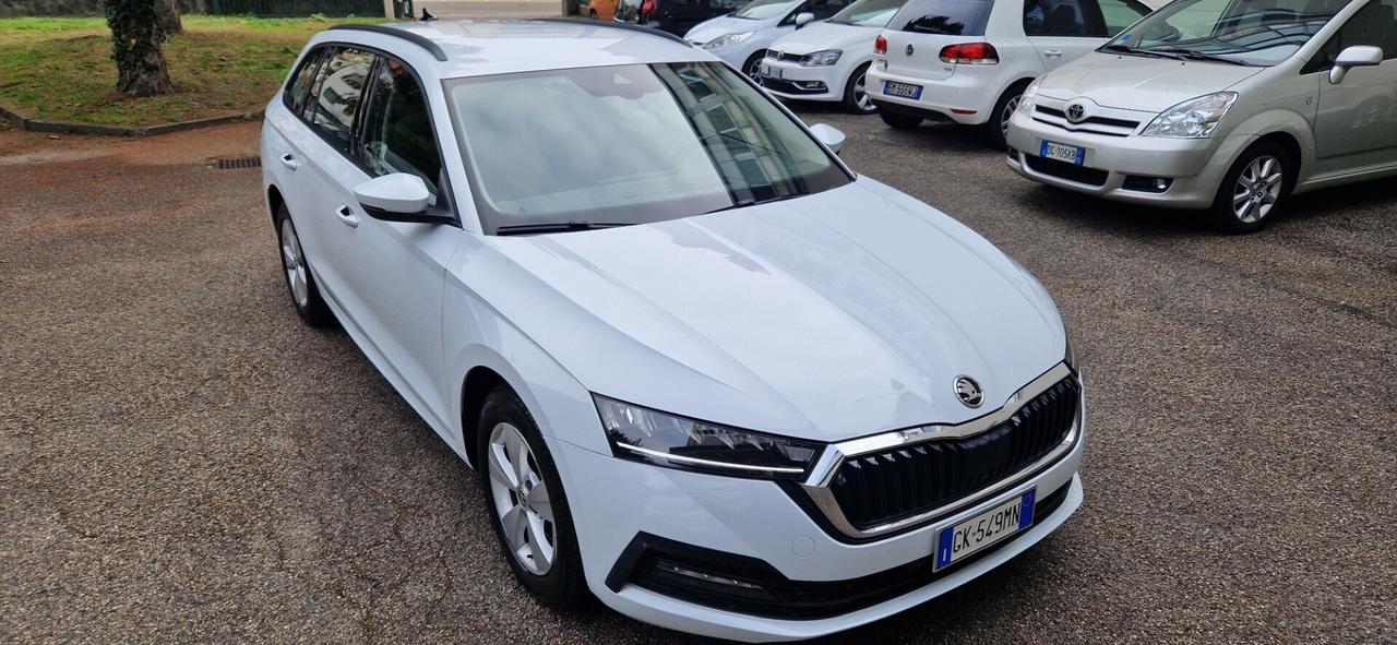 Skoda Octavia 2.0 TDI EVO SCR DSG Wagon Sportline