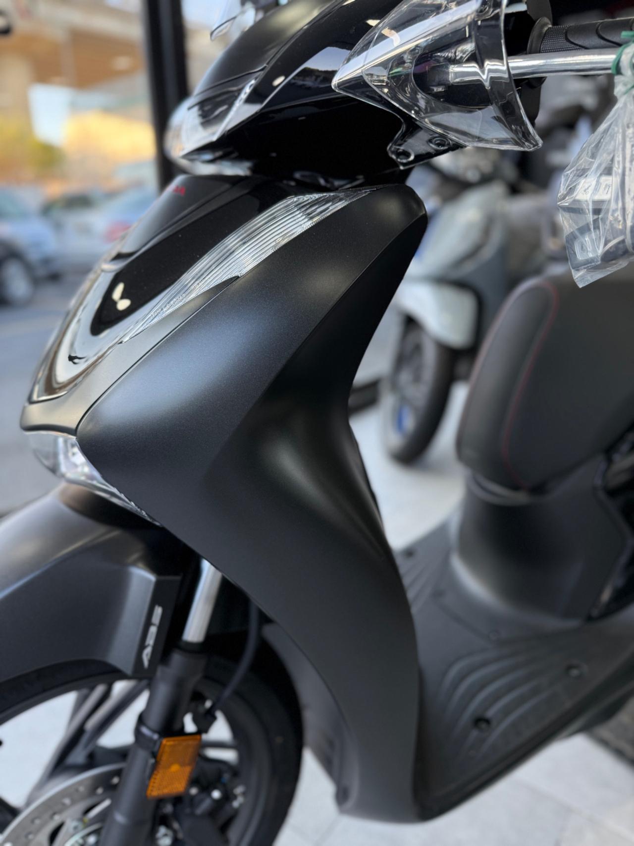 Honda SH 125 Sport NUOVO PRONTA CONSEGNA