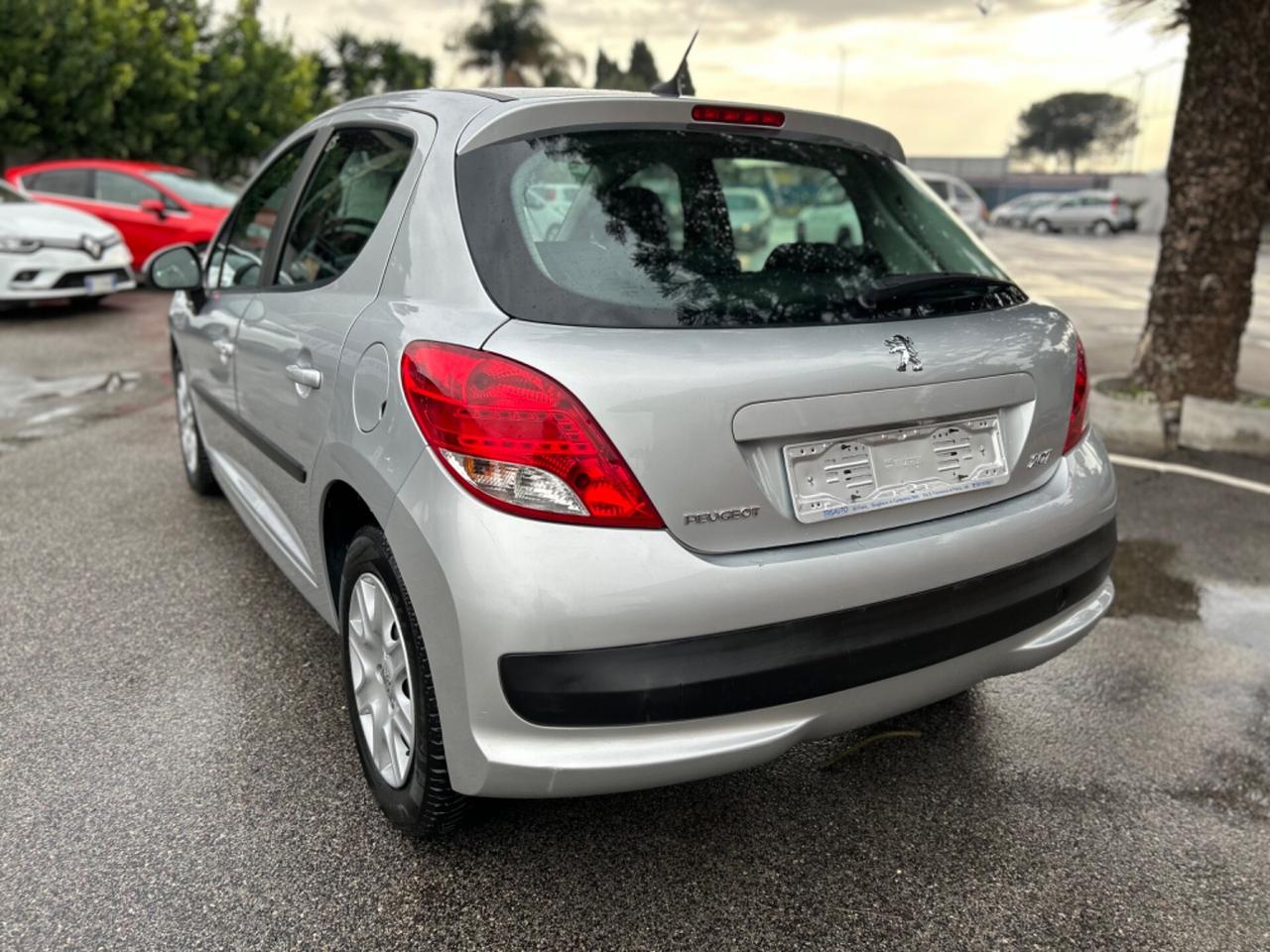 Peugeot 207 1.4 HDi 70Cv