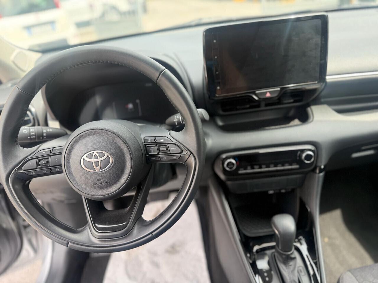 Toyota Yaris 1.5 Hybrid 5 porte Trend