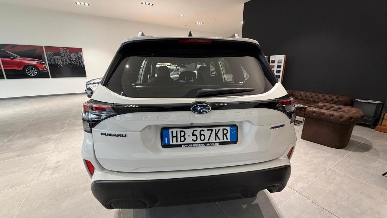 Subaru Forester 2.0 e-Boxer MHEV CVT Lineartronic Free