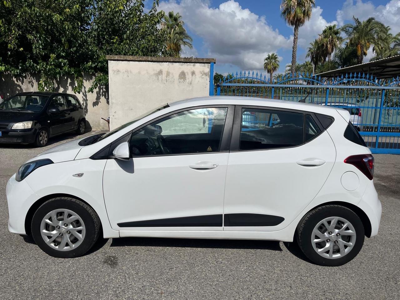 Hyundai i10-1.0 benzina - full-2018