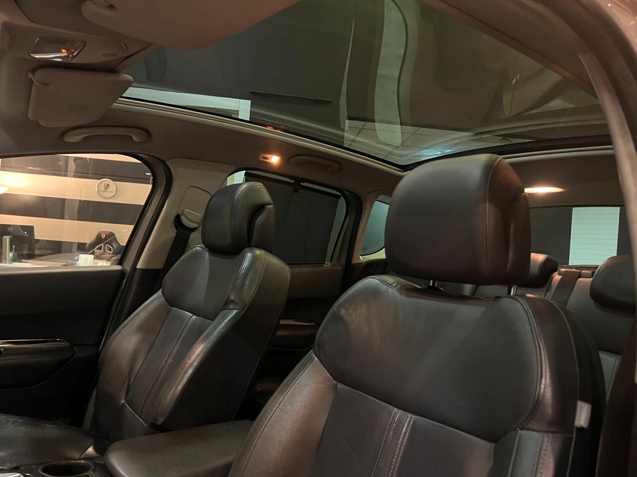 Peugeot 3008 1.6 HDi/TETTO+PELLE/UNIPROP