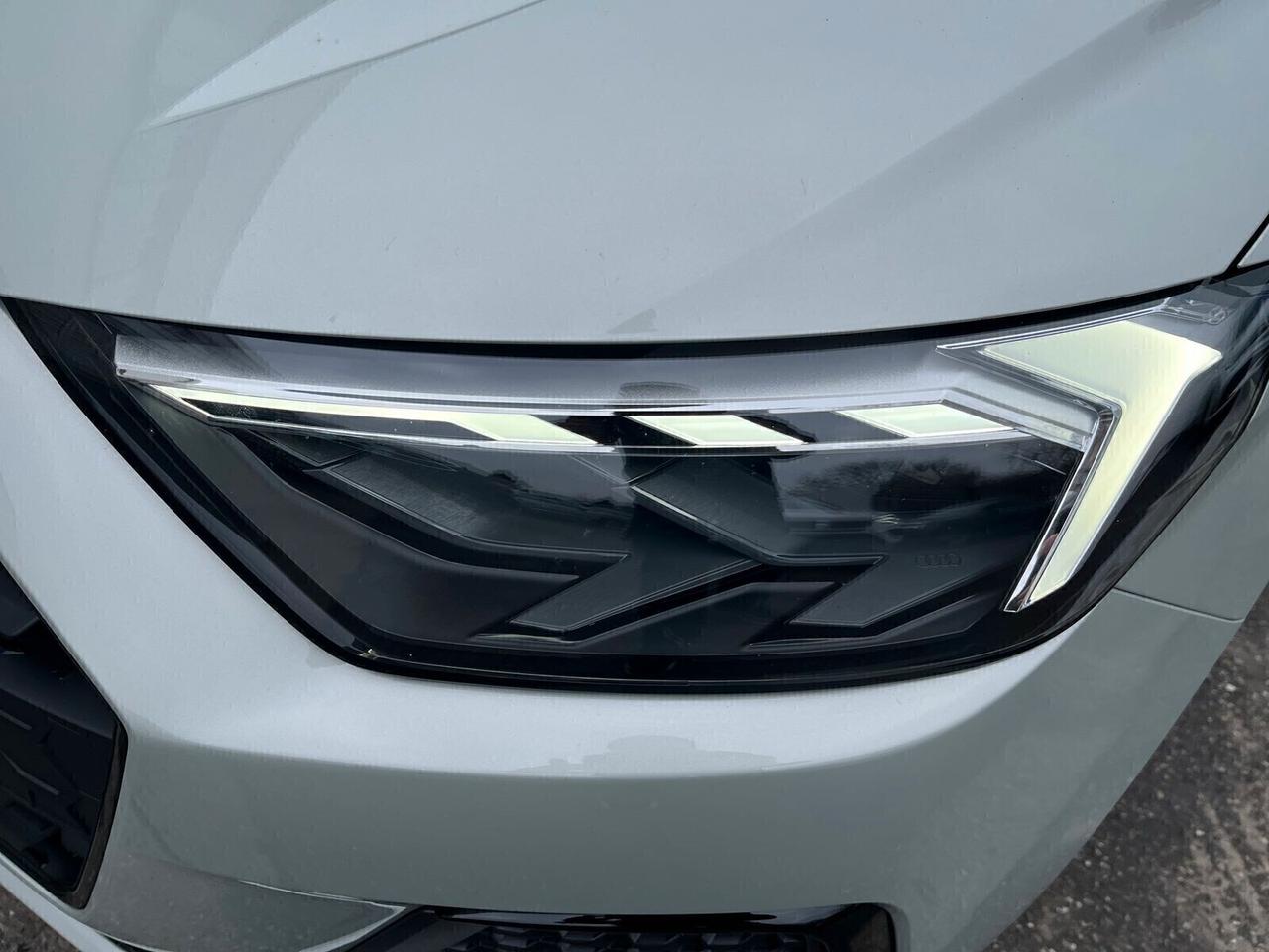 Audi A1 SPORTBACK 25 TFSI STRONIC Sport Line FARI MATRIX VIRTUAL R17