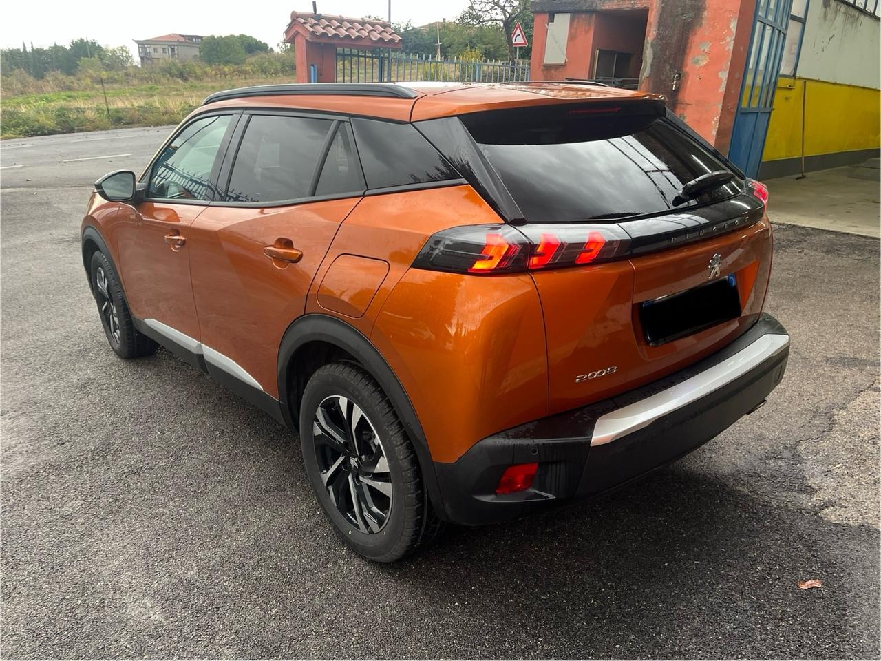 Peugeot 2008 BlueHDi 130 EAT8 Allure-Km101000-