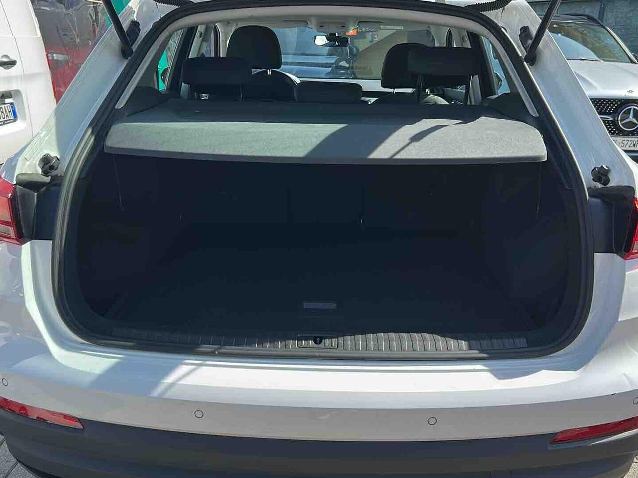 Audi Q3 35 TDI S.t. a.f.f.a.r.r.o.n.e... 2.0.2.2.