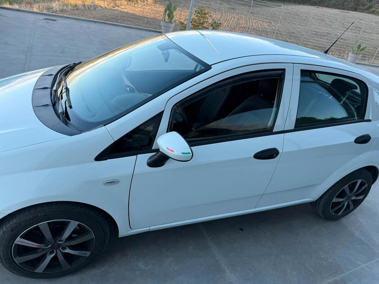 Fiat Punto 1.3 MJT II S&S 95 CV 5 porte Street