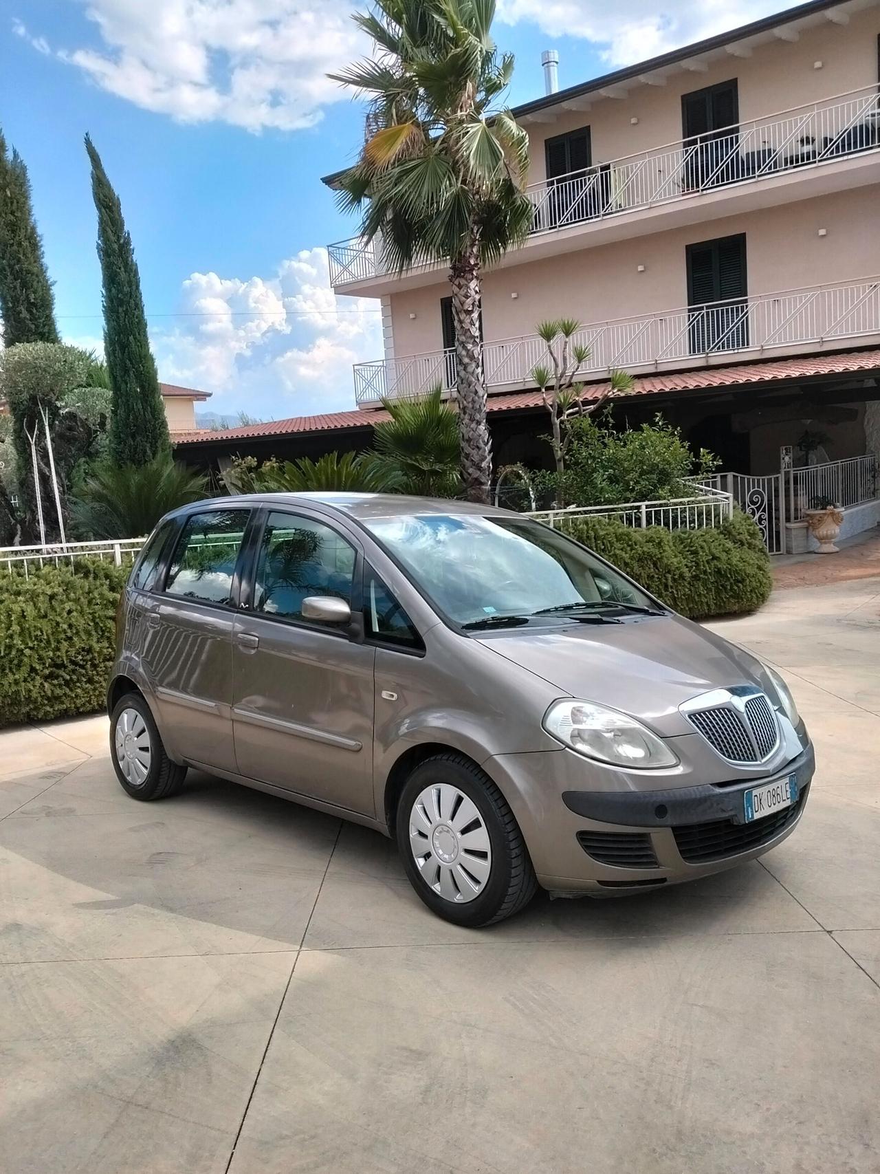 Lancia MUSA 1.3 Multijet 16V 90 CV Platino Plus