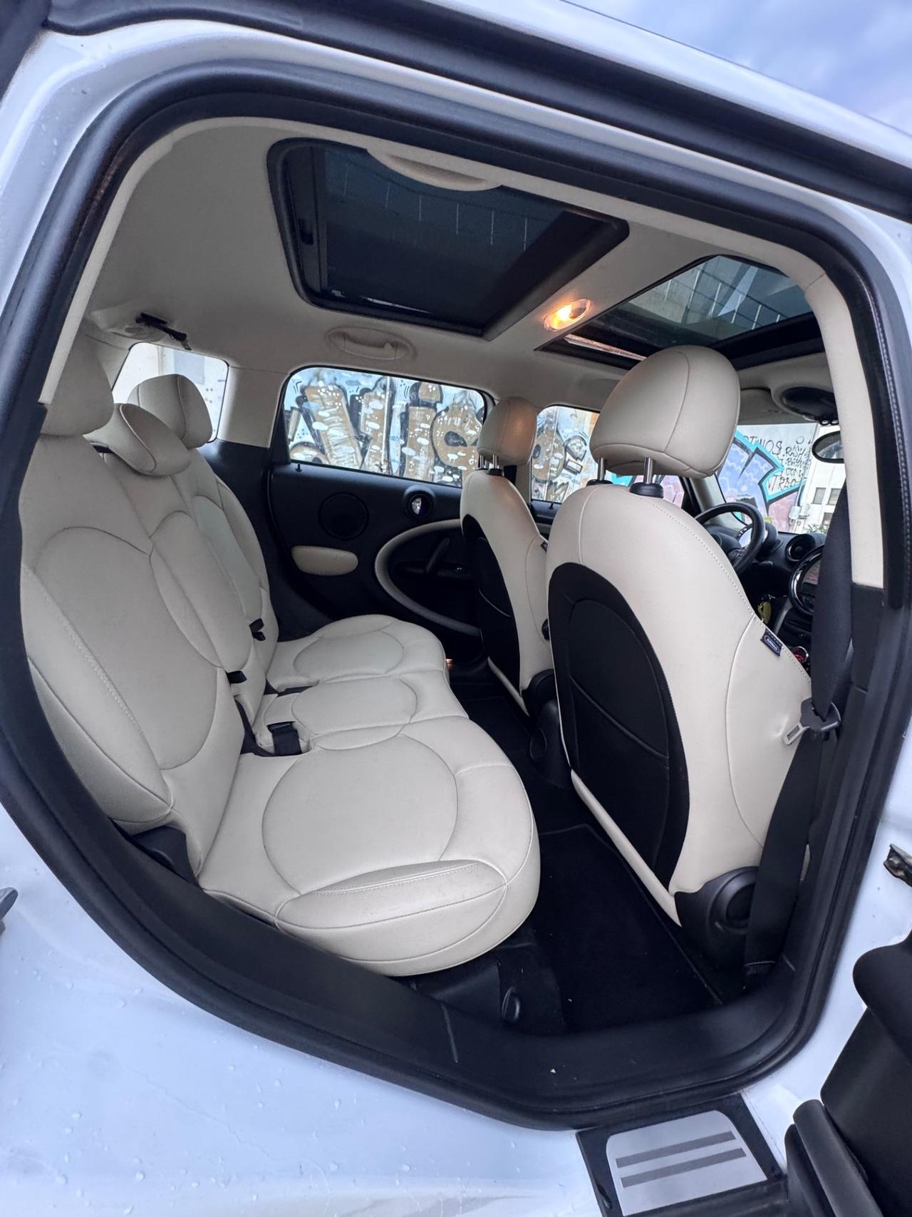 Mini Cooper Countryman benzina cambio automatico con doppio tetto !!!!