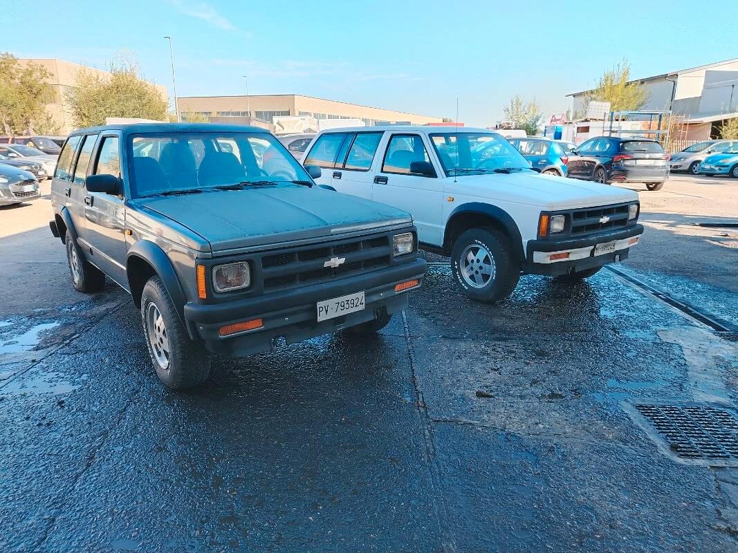 Chevrolet (USA) Blazer 4.3 S10 4p auto