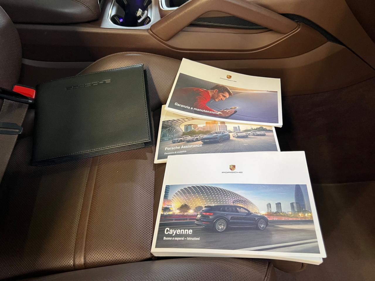 Porsche Cayenne Coupé 3.0 V6 Platinum Edition