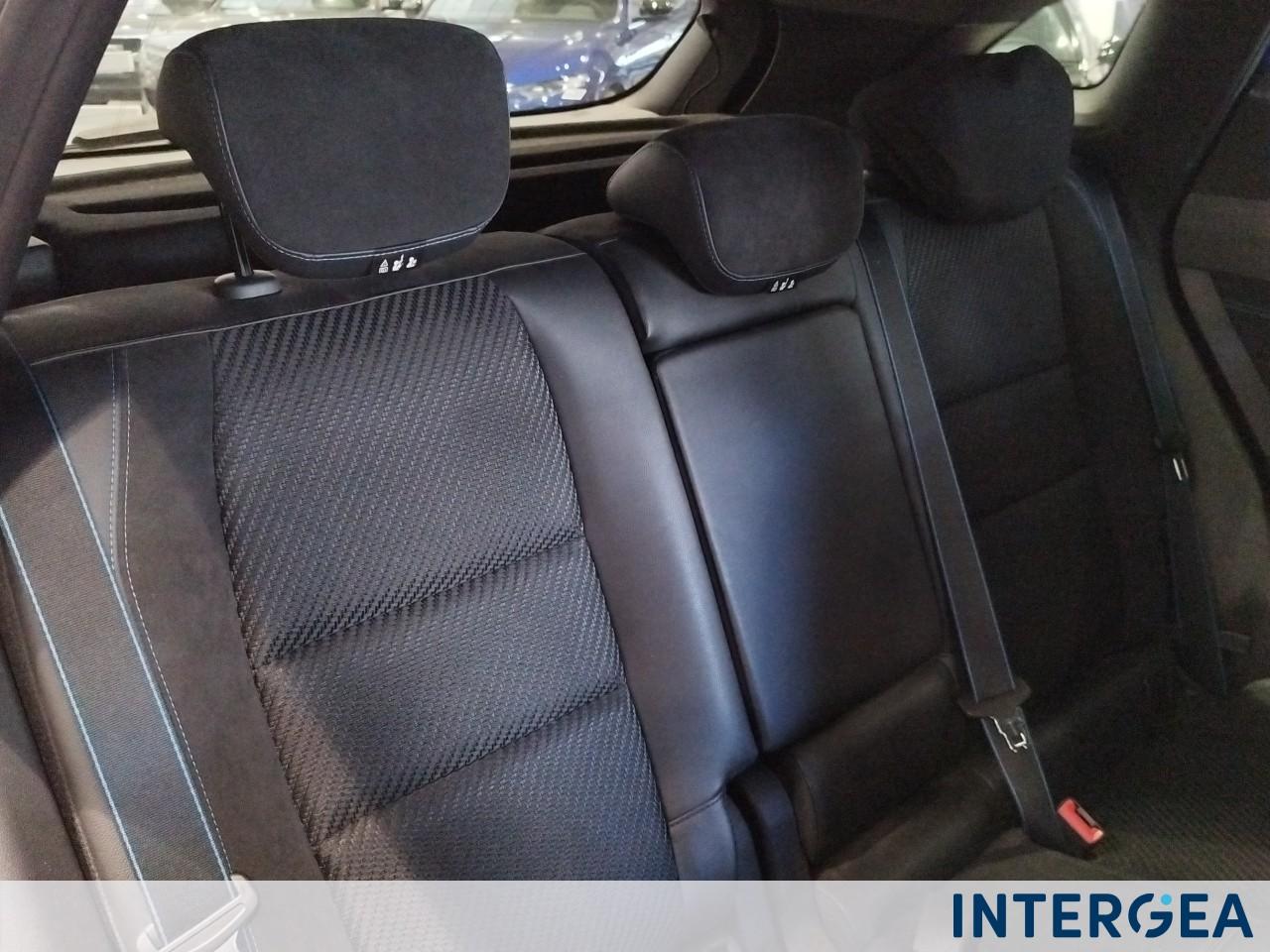 RENAULT Austral 1.2 E-Tech full hybrid Iconic Esprit Alpin