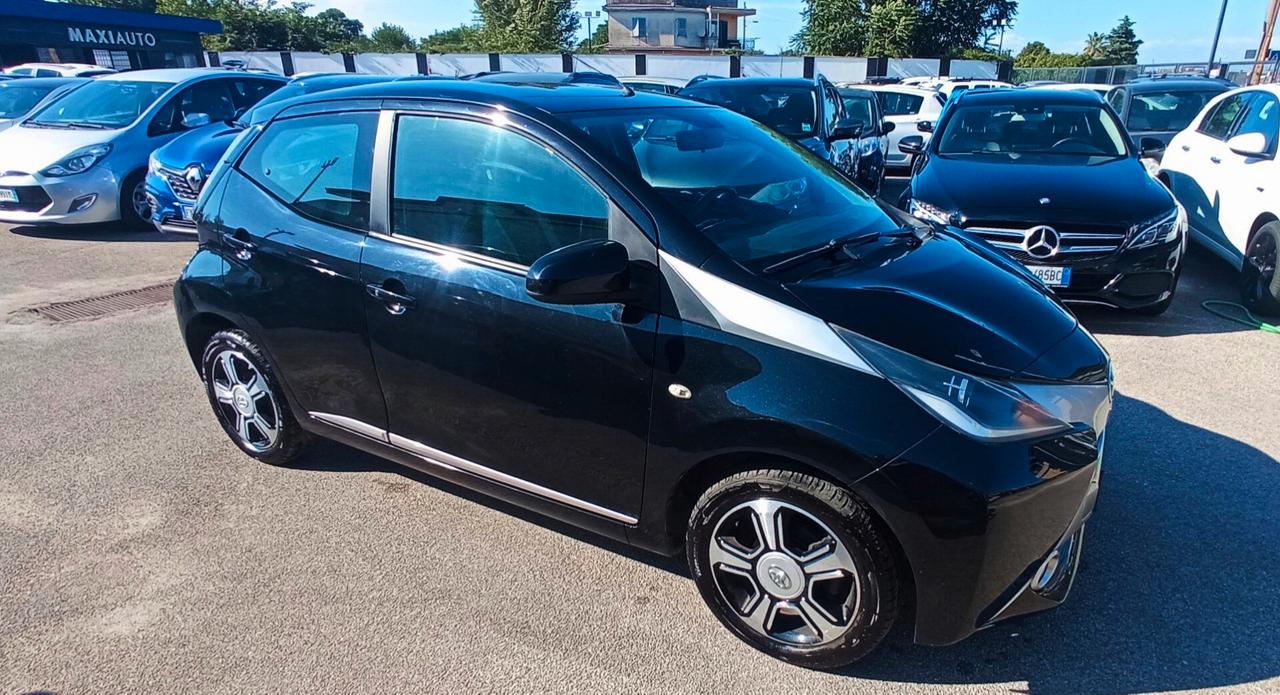 Toyota Aygo 1.0 x-clusiv