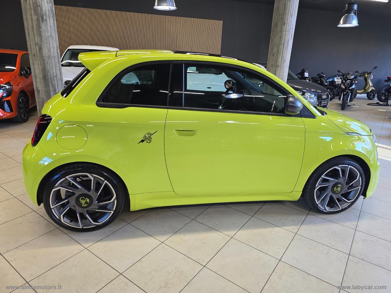 ABARTH 500e Turismo