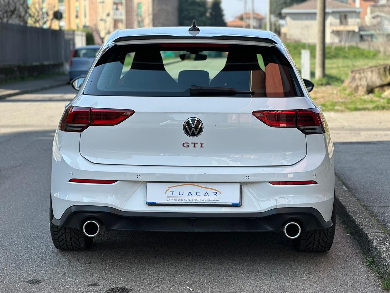 Volkswagen Golf 2.0 TSI GTI