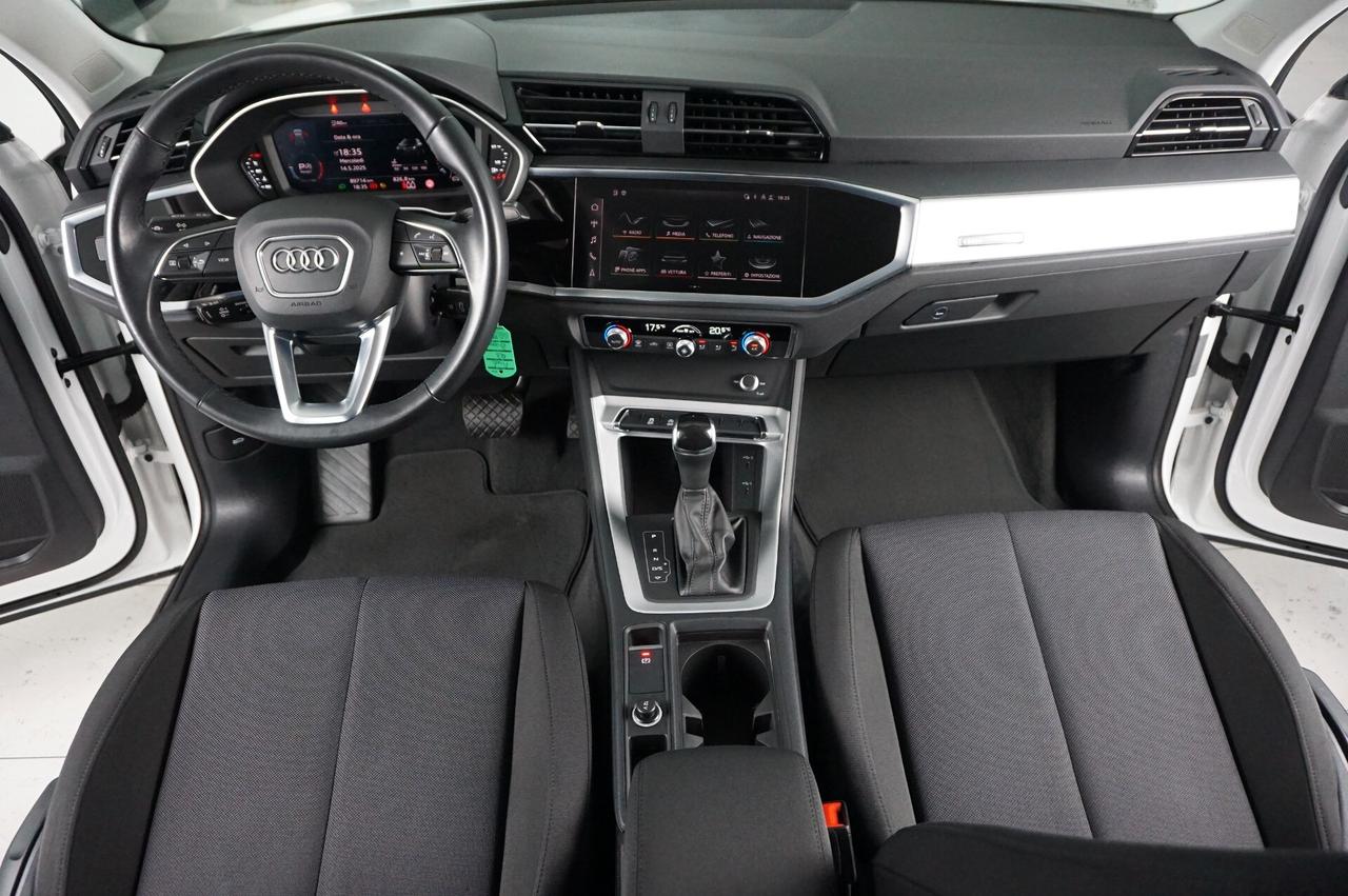 Audi Q3 35 TDI S tronic Business