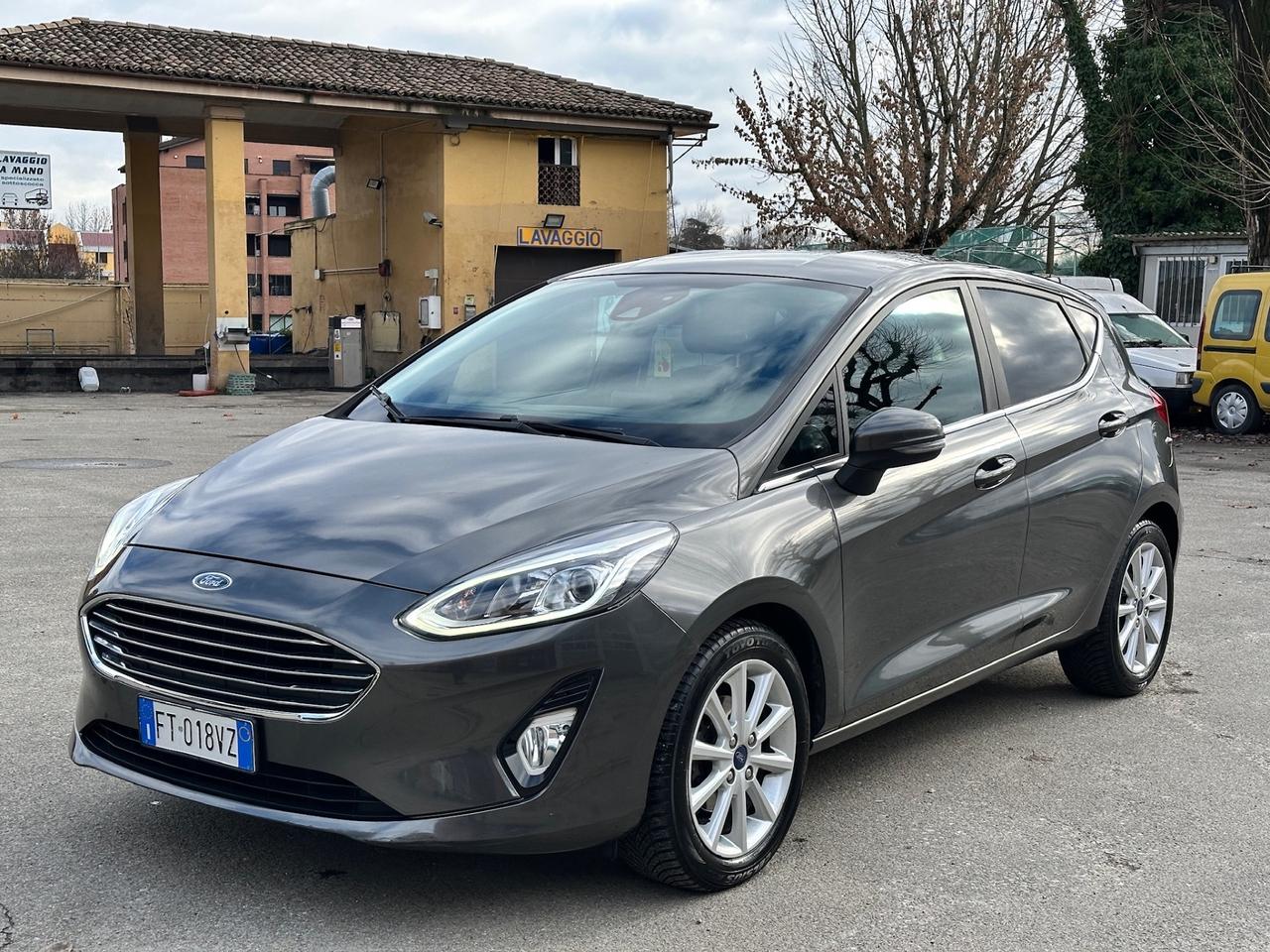 Ford Fiesta 1.5 EcoBlue 5 porte Vignale