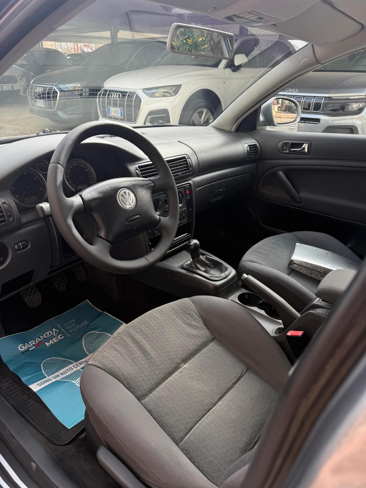 Volkswagen Passat 1.9 TDI/130 CV cat Var. H.line 2004