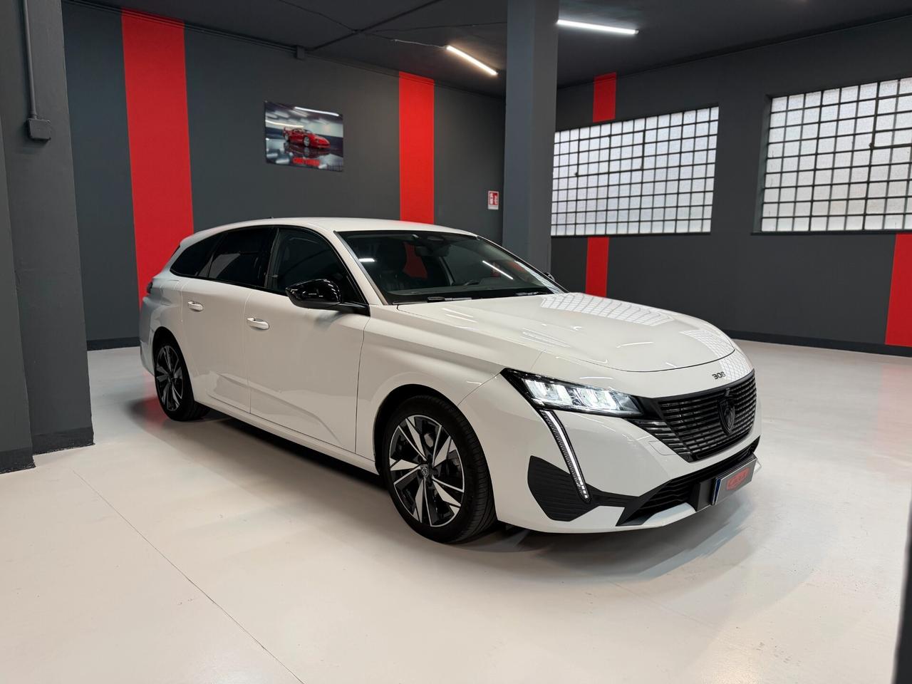 Peugeot 308 BlueHDi 130 S&S SW Allure