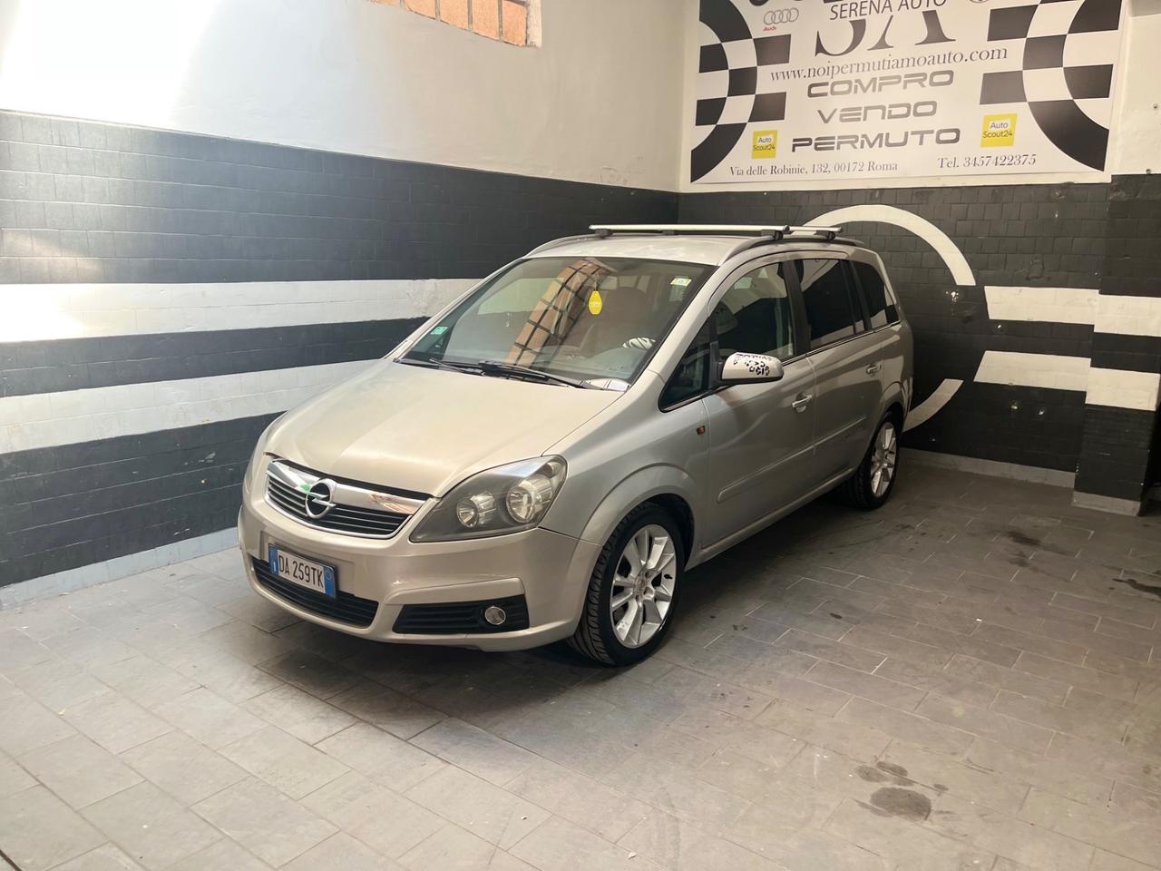 Opel Zafira 1.9 CDTI 101CV Cosmo