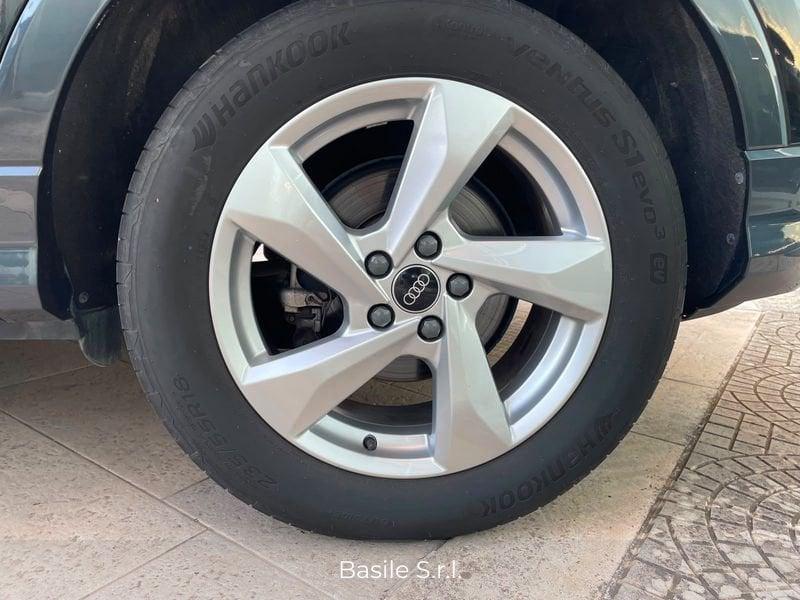 Audi Q3 2.0 35 TDI S Tronic Business Advanced