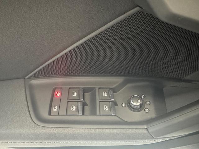 AUDI A3 SPB 30 TFSI S tronic S line edition + 18"