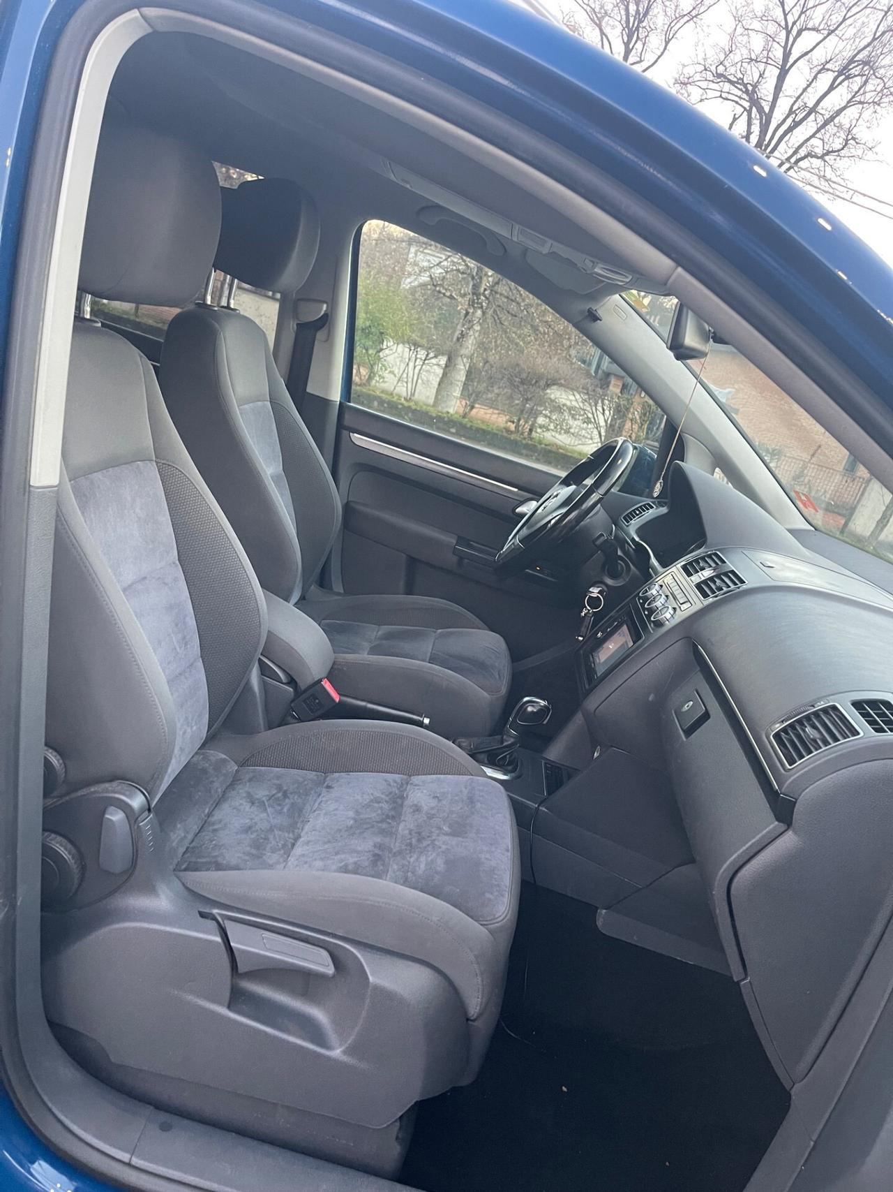 Volkswagen Touran 1.9 TDI 105CV DPF DSG Trendline