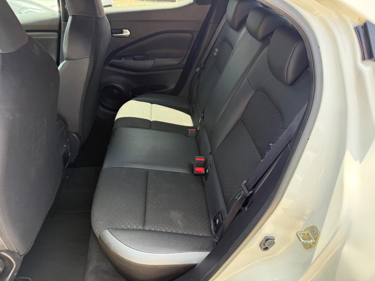 Nissan Juke 1.0 DIG-T 114 CV N-Connecta