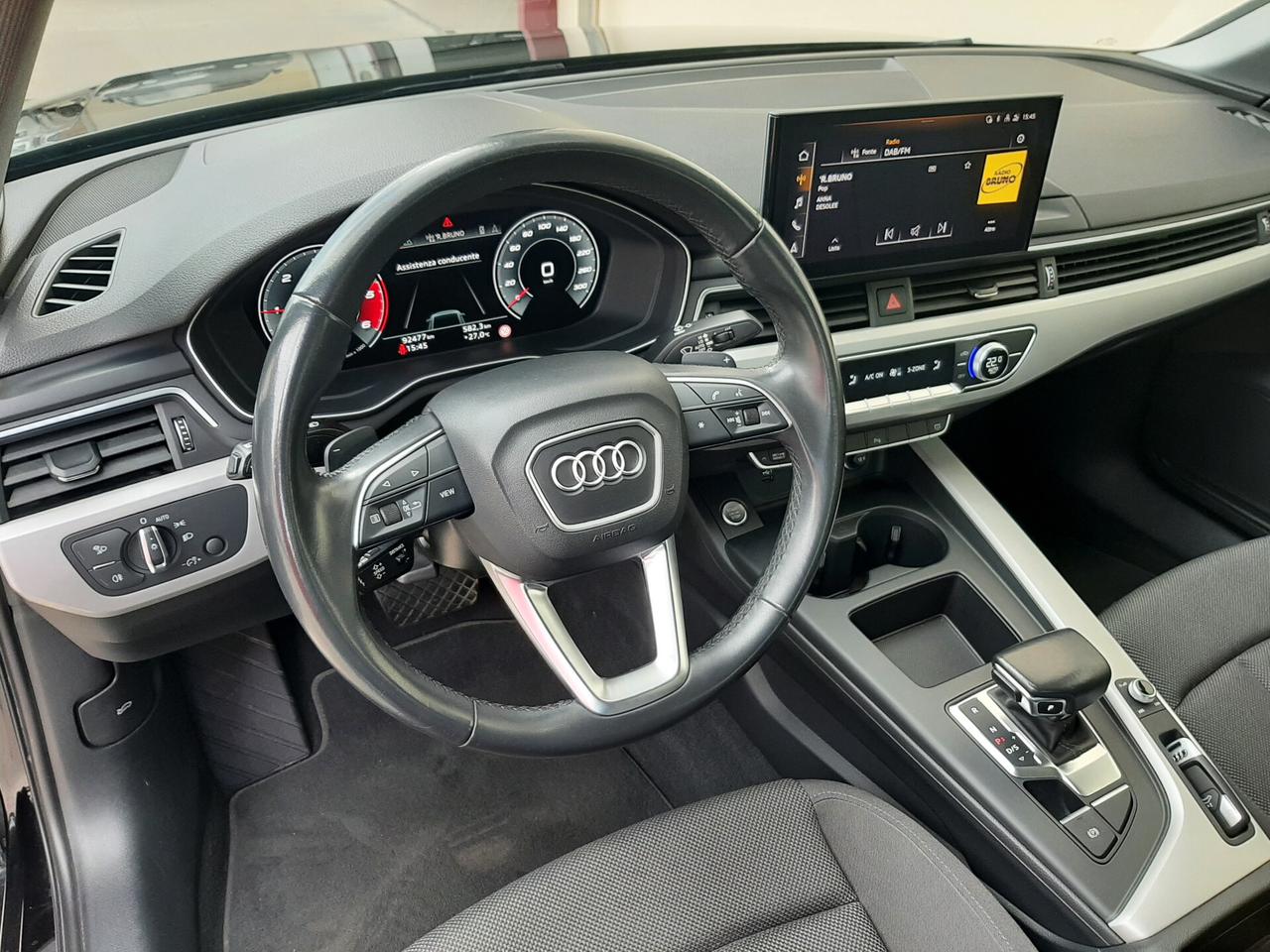 Audi A4 30 (2.0) TDI 136cv S Tronic Business Advanced