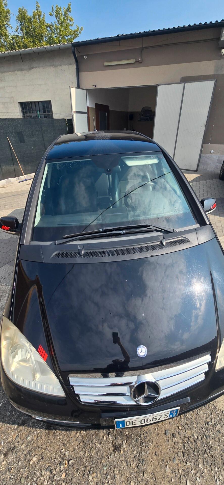 Mercedes-benz A 160 BlueEFFICIENCY anno 2011