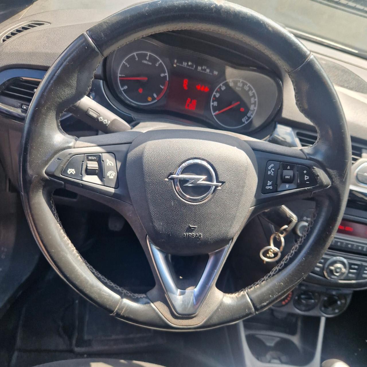 Opel Corsa 1.2 5 porte