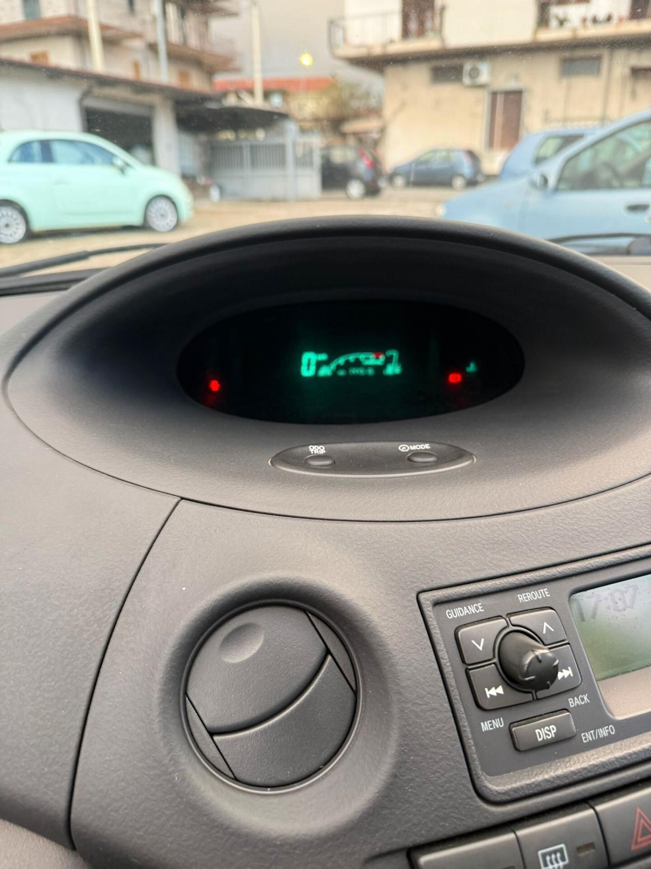 Toyota Yaris 1.4 tdi D-4D cat 5 porte Sol '03