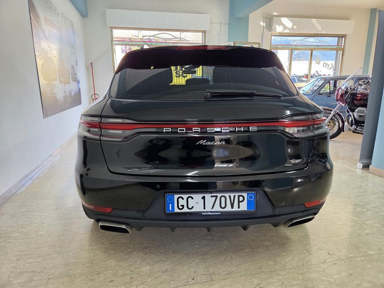 PORSCHE MACAN 2.0 245CV AUTOM TETTO NAV XENON-2019