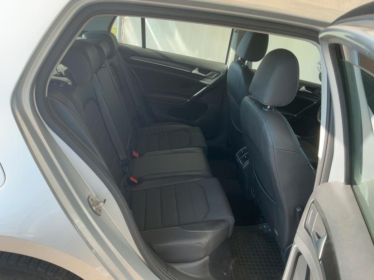 Volkswagen Golf Business 1.4 TGI DSG 5p. Highline BlueMotion