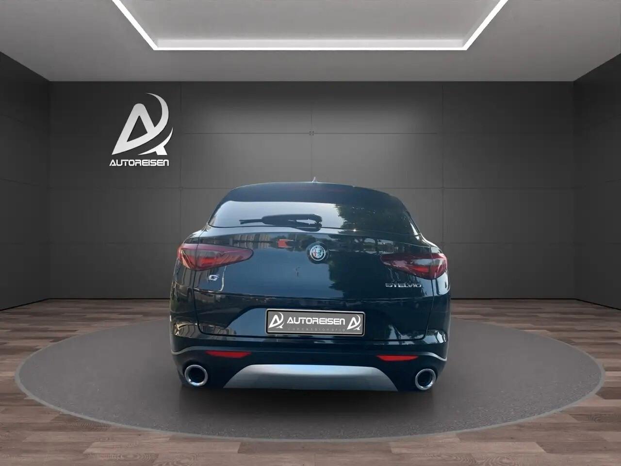 Alfa Romeo Stelvio 2.0 Turbo 200 CV AT8 Q4 Super