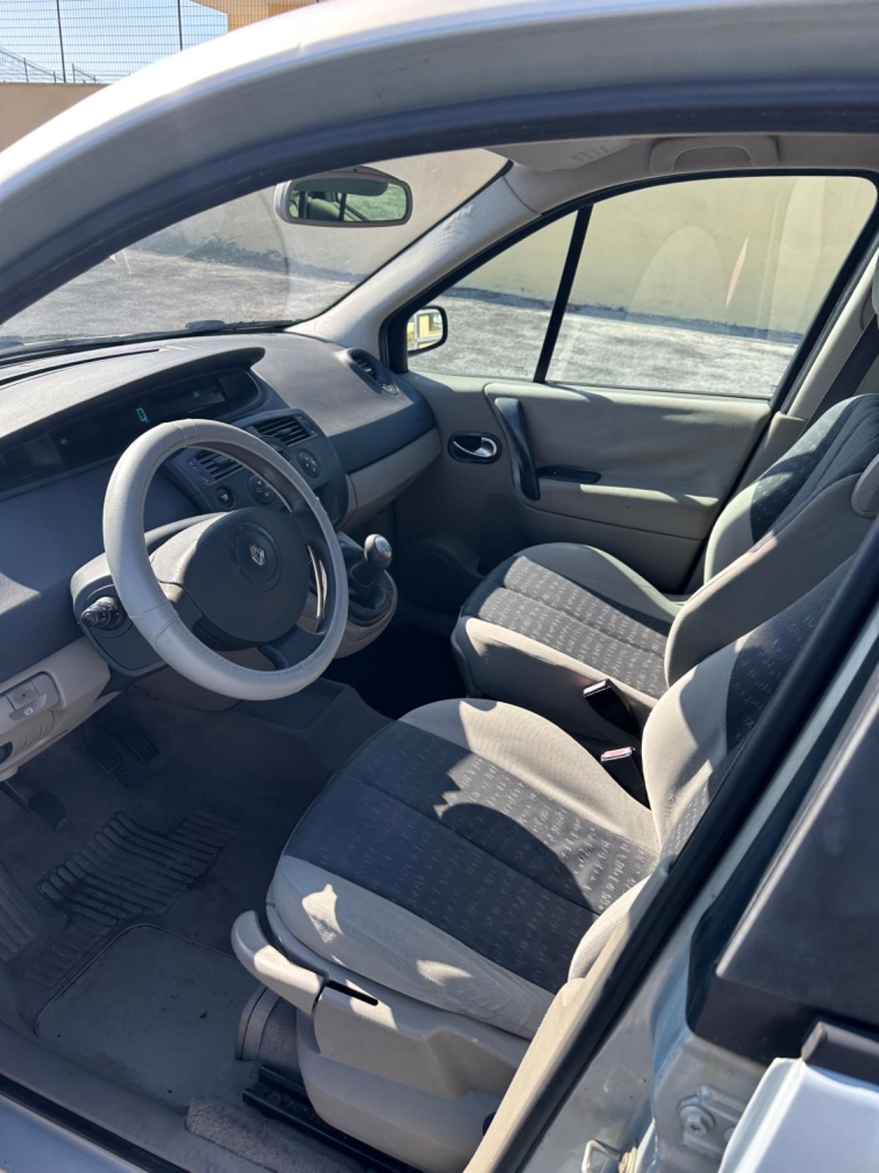 Renault Scenic Scénic 1.6 16V Luxe