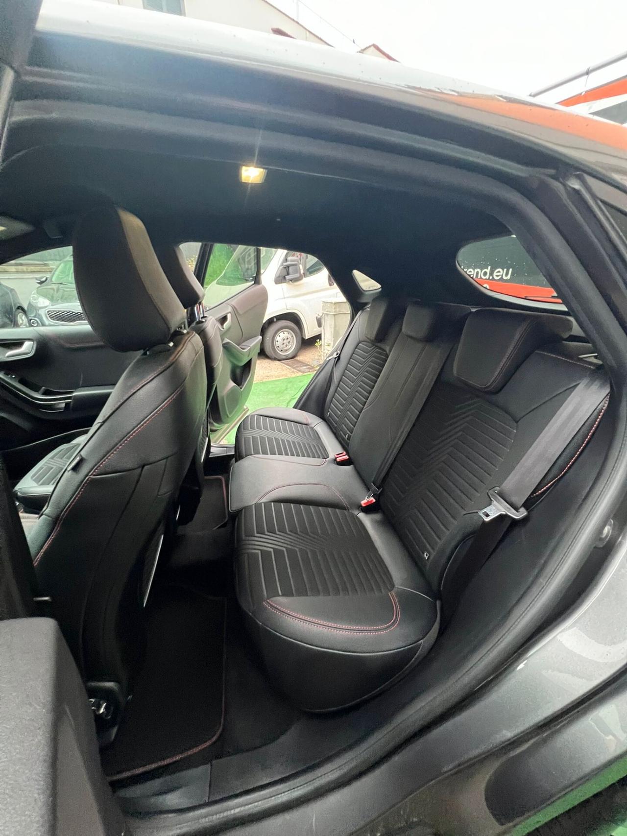 Ford Puma 1.0 EcoBoost Hybrid 125 CV S&S ST-Line X