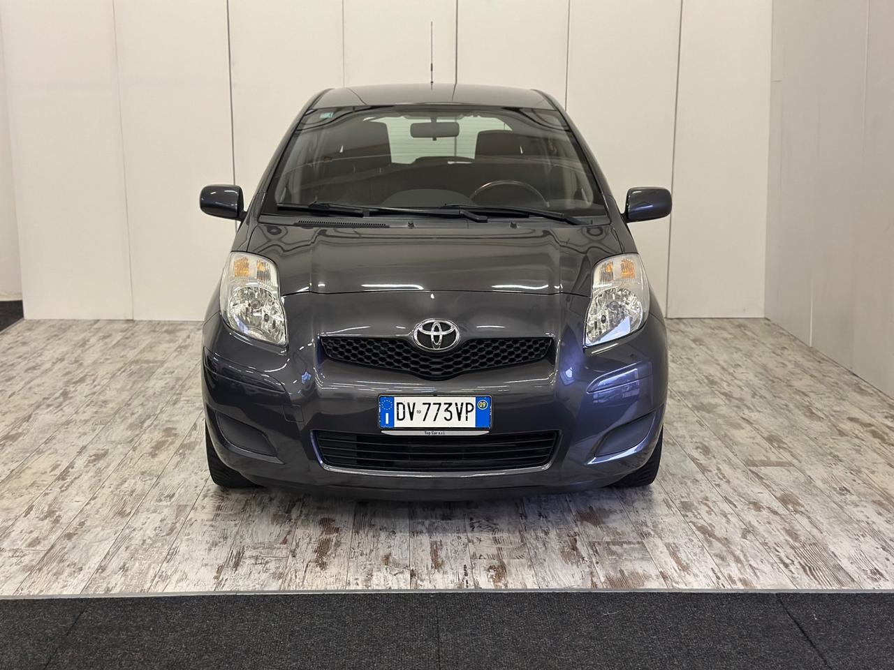 Toyota Yaris 1.0 Benzina 5 porte Ok Neopatentati