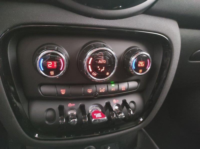 MINI Mini Clubman (F54) - Mini 2.0 Cooper SD Business Clubman ALL4 Automatica