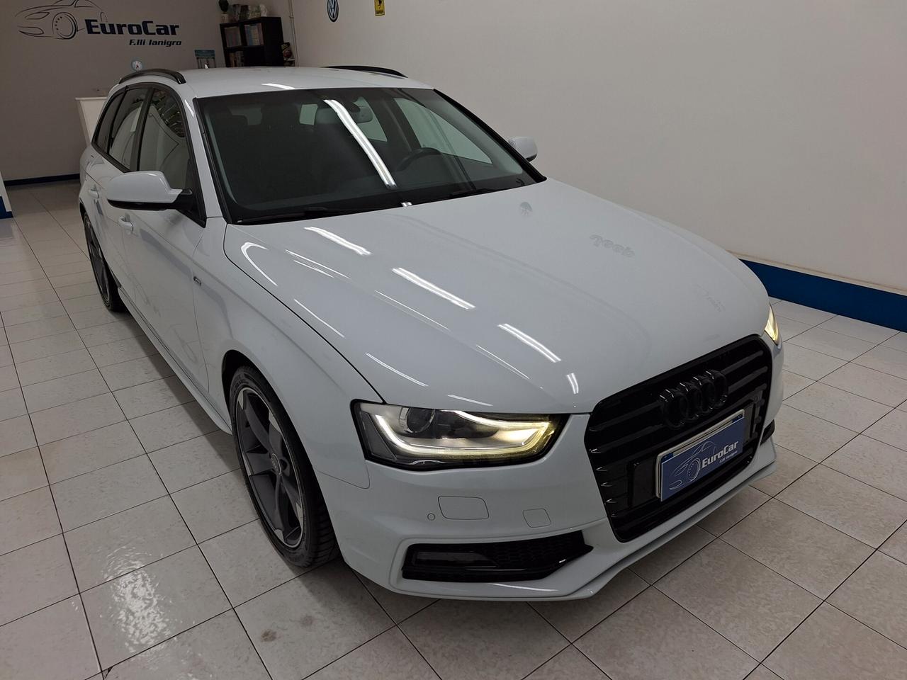 Audi A4 Avant 2.0 TDI 150cv Multitronic S-line