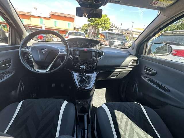 Lancia Ypsilon Ypsilon 1.3 mjt Gold s 95CV MANUALE X NEOPAT.