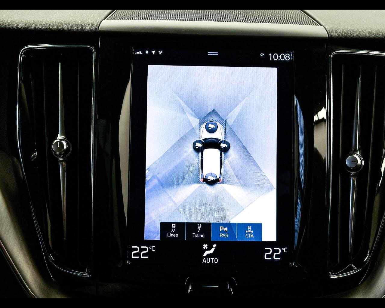 VOLVO XC60 (2017-->) - XC60 T6 Recharge Plug-in Hybrid AWD Inscrip