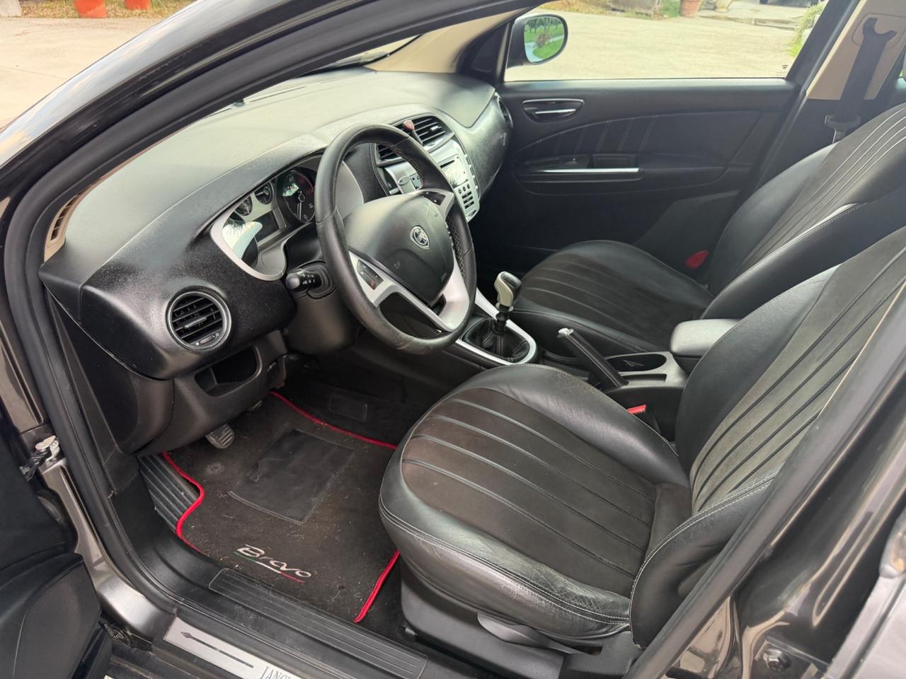 Lancia Delta 1.6 MJT 120 CV DIESEL