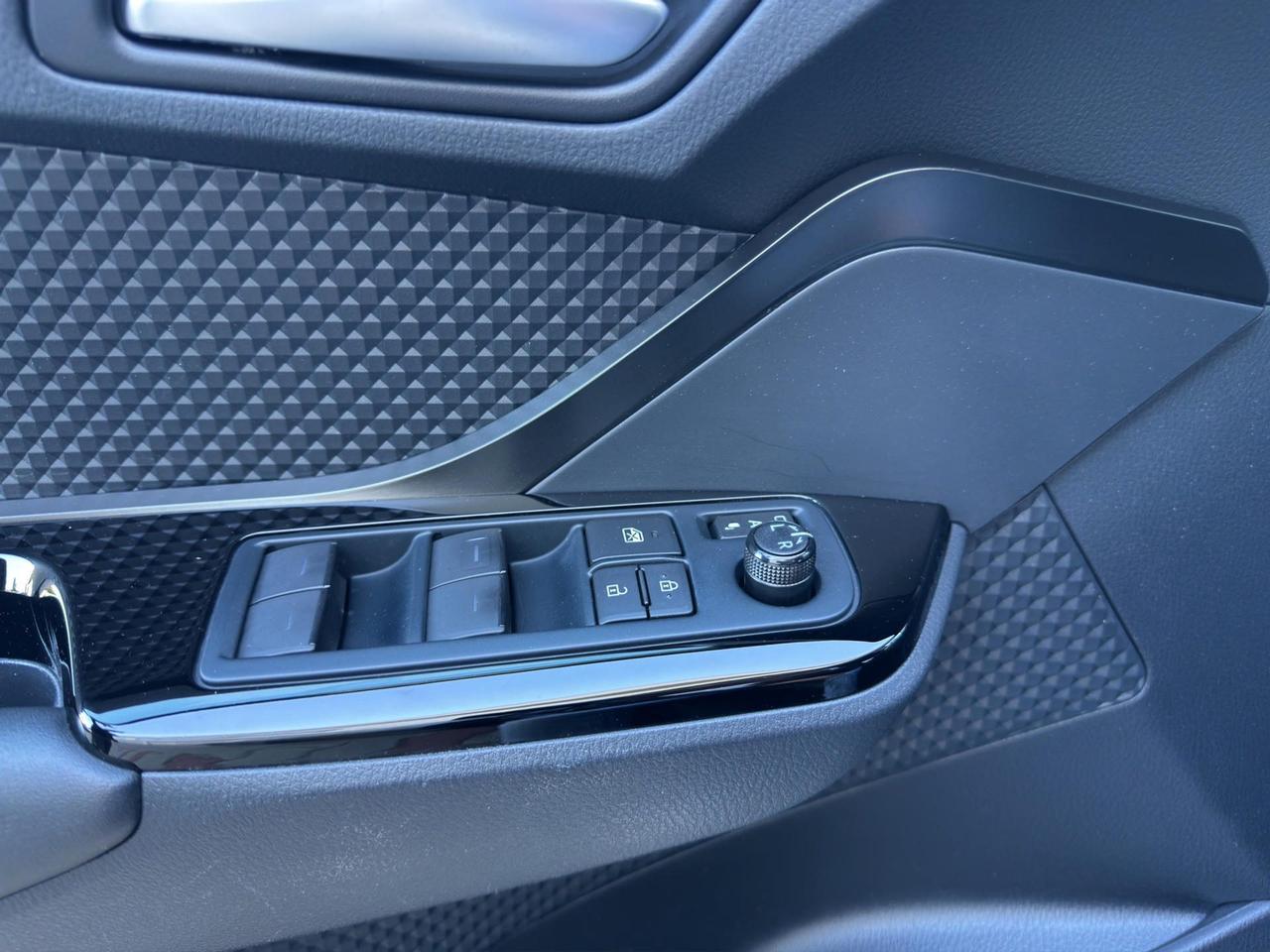 Toyota C-HR 2.0h More Business e-cvt