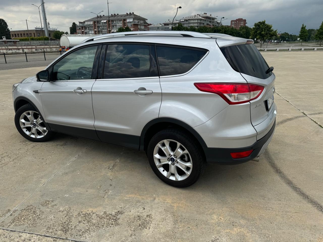 Ford Kuga 2.0 TDCI 150 CV S&S 4WD Powershift Titanium